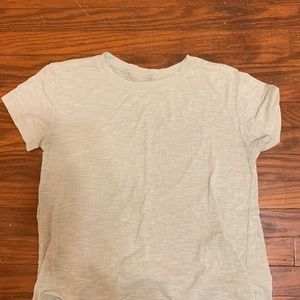 There is 5 shirts that are all around the XL in kids-S range.